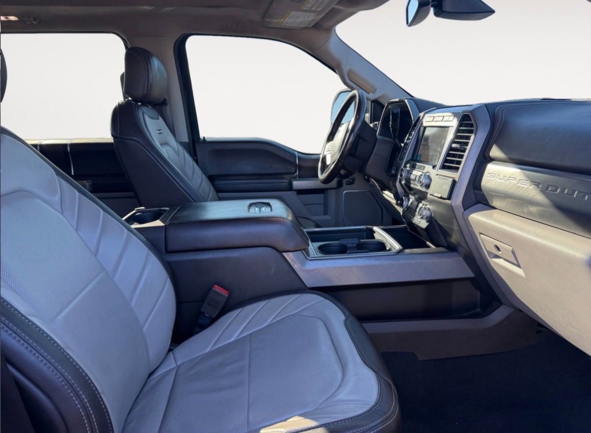Used 2019 Ford F350 Limited image 9