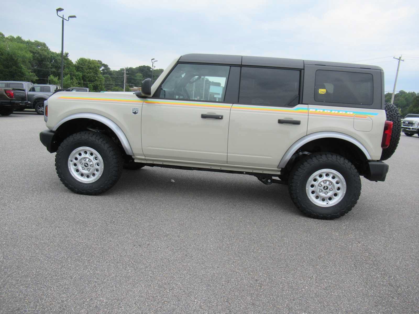 New 2026 Ford Bronco Big Bend AWD/4WD image 8