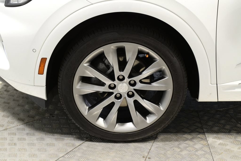 Used 2021 Buick Envision Avenir w/ Technology Package II FWD image 38