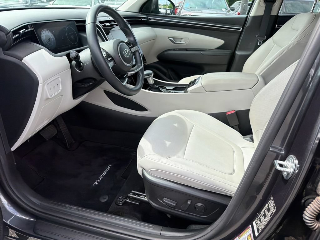 Used 2023 Hyundai Tucson SEL w/ Convenience Package FWD image 9