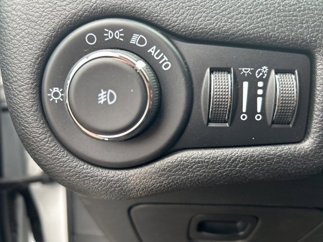 Used 2021 Jeep Cherokee Trailhawk w/ Trailer Tow Group image 17