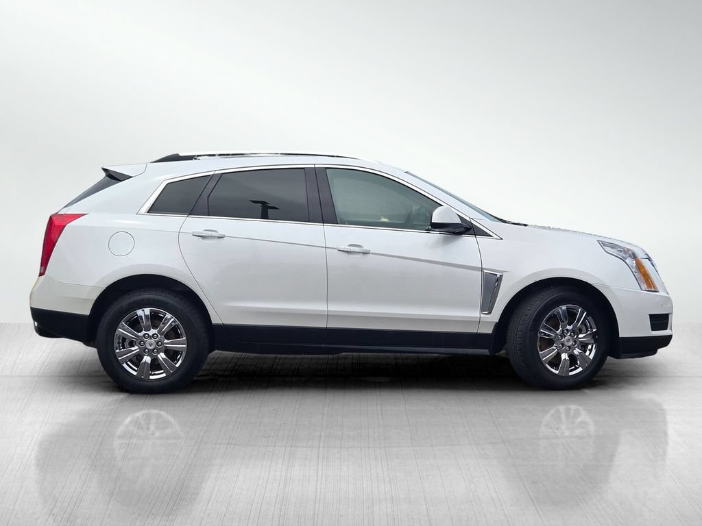Used 2016 Cadillac SRX Luxury w/ Driver Awareness Package AWD/4WD image 3