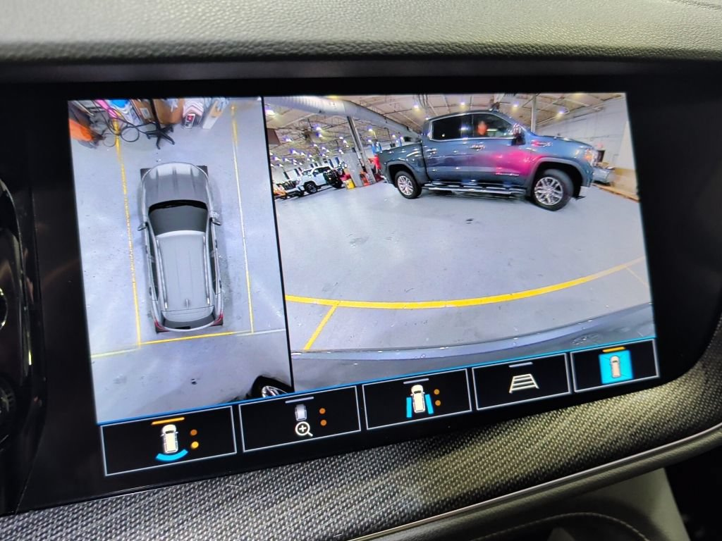 Used 2021 Buick Envision Essence w/ Technology Package I AWD/4WD image 23