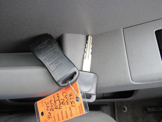 Used 2019 Nissan Frontier SV image 16