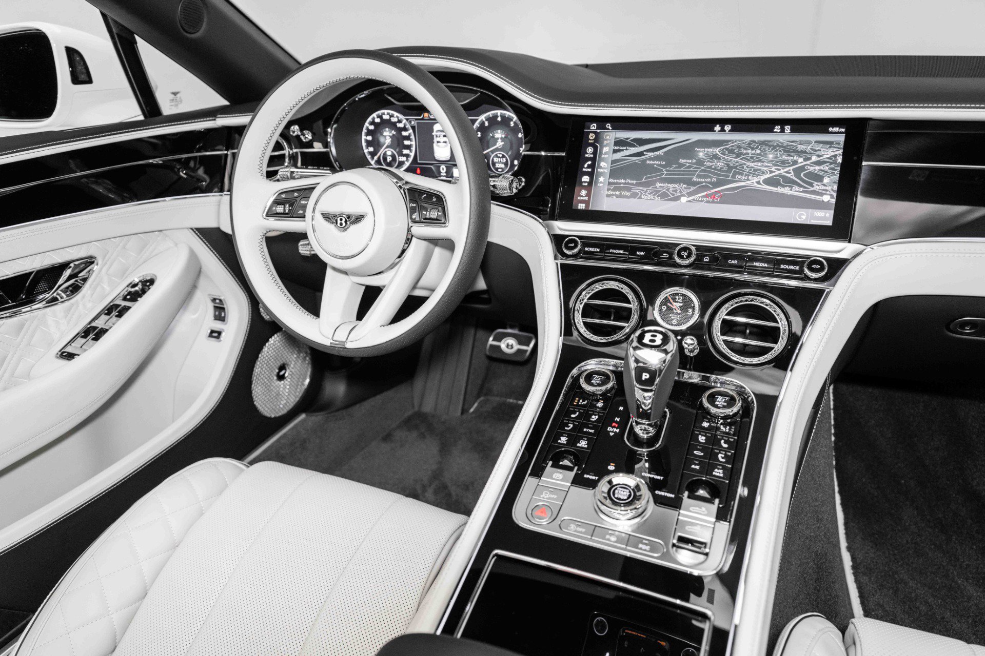 Used 2022 Bentley Continental GT image 21