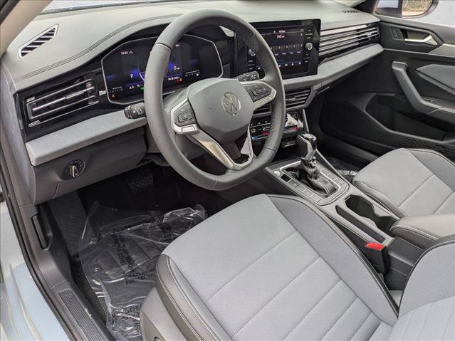 New 2026 Volkswagen Jetta SE FWD image 3