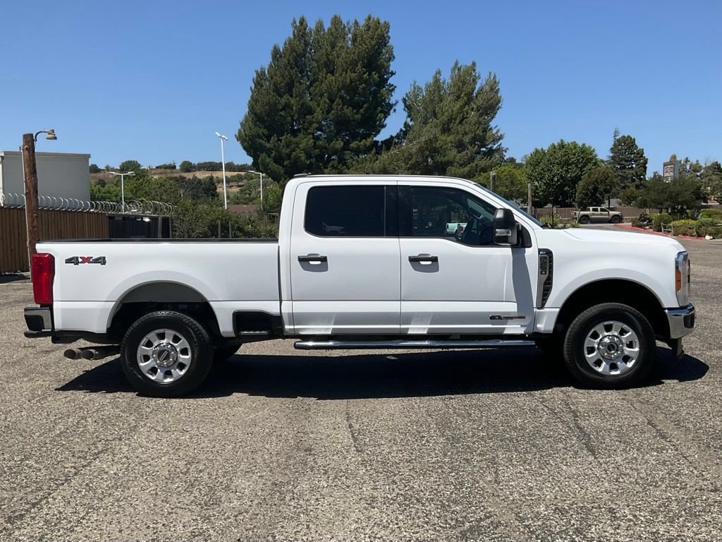 Used 2023 Ford F250 XLT AWD/4WD image 7