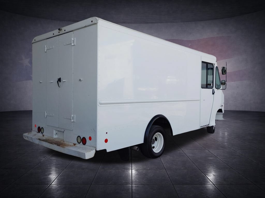 Used 2017 Ford E-350 and Econoline 350 Super Duty w/ A/C Prep Package RWD image 5