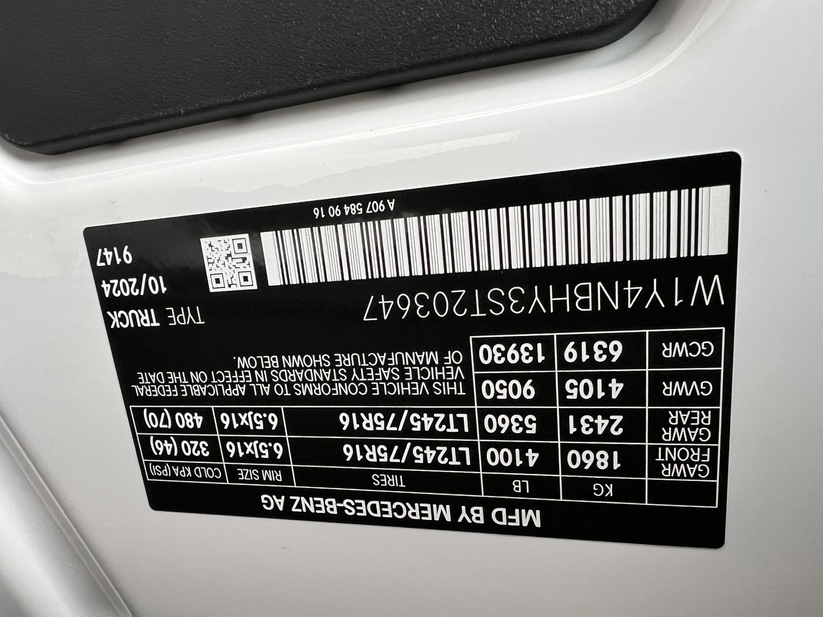 New 2025 Mercedes-Benz Sprinter 2500 image 29