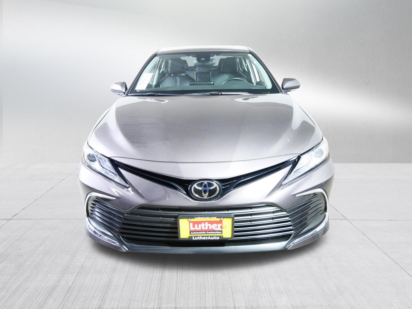 Used 2023 Toyota Camry XLE w/ Protection Package (Q2) (TMS) FWD image 2