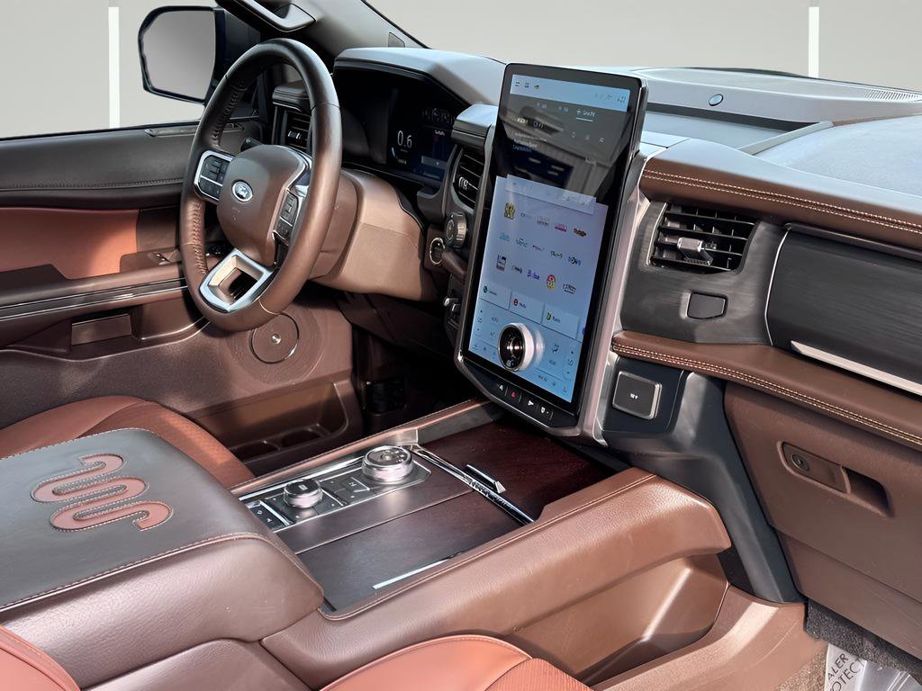 Used 2024 Ford Expedition Max King Ranch image 6