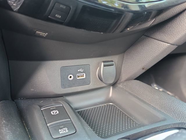 Used 2019 Nissan Rogue SV w/ Premium Package AWD/4WD image 29