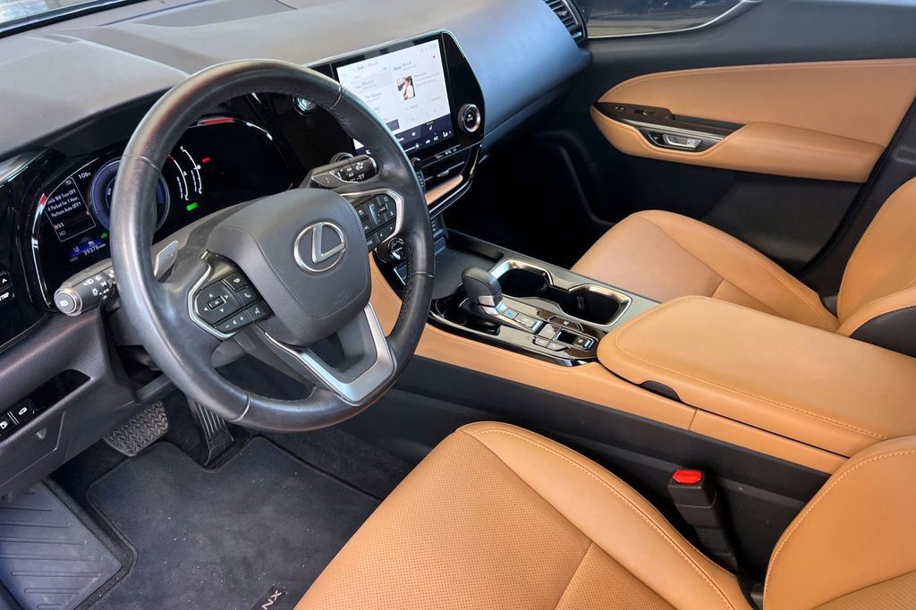 Used 2023 Lexus NX 350h AWD w/ Towing Package (2000 Lbs) image 12