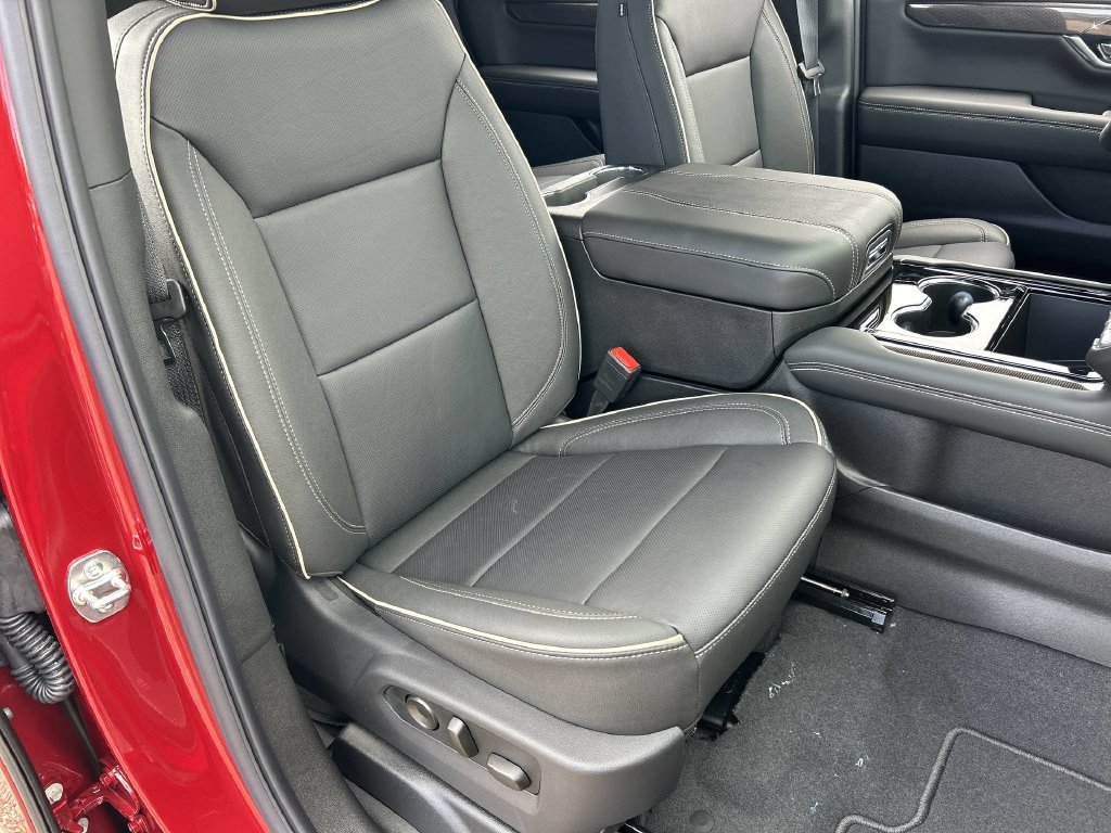 New 2026 GMC Yukon Elevation w/ Elevation Premium Package AWD/4WD image 29
