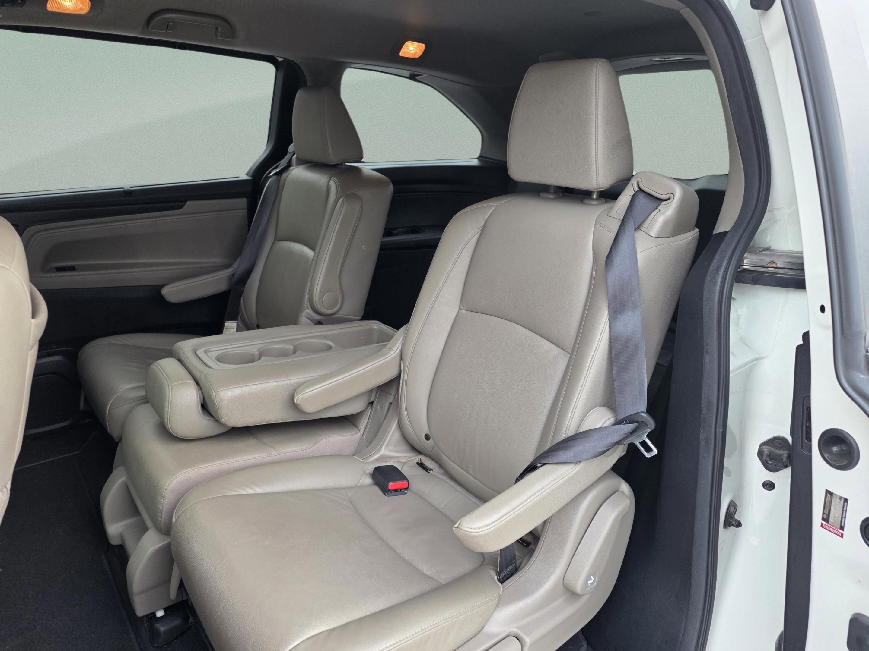 Used 2019 Honda Odyssey EX-L image 19