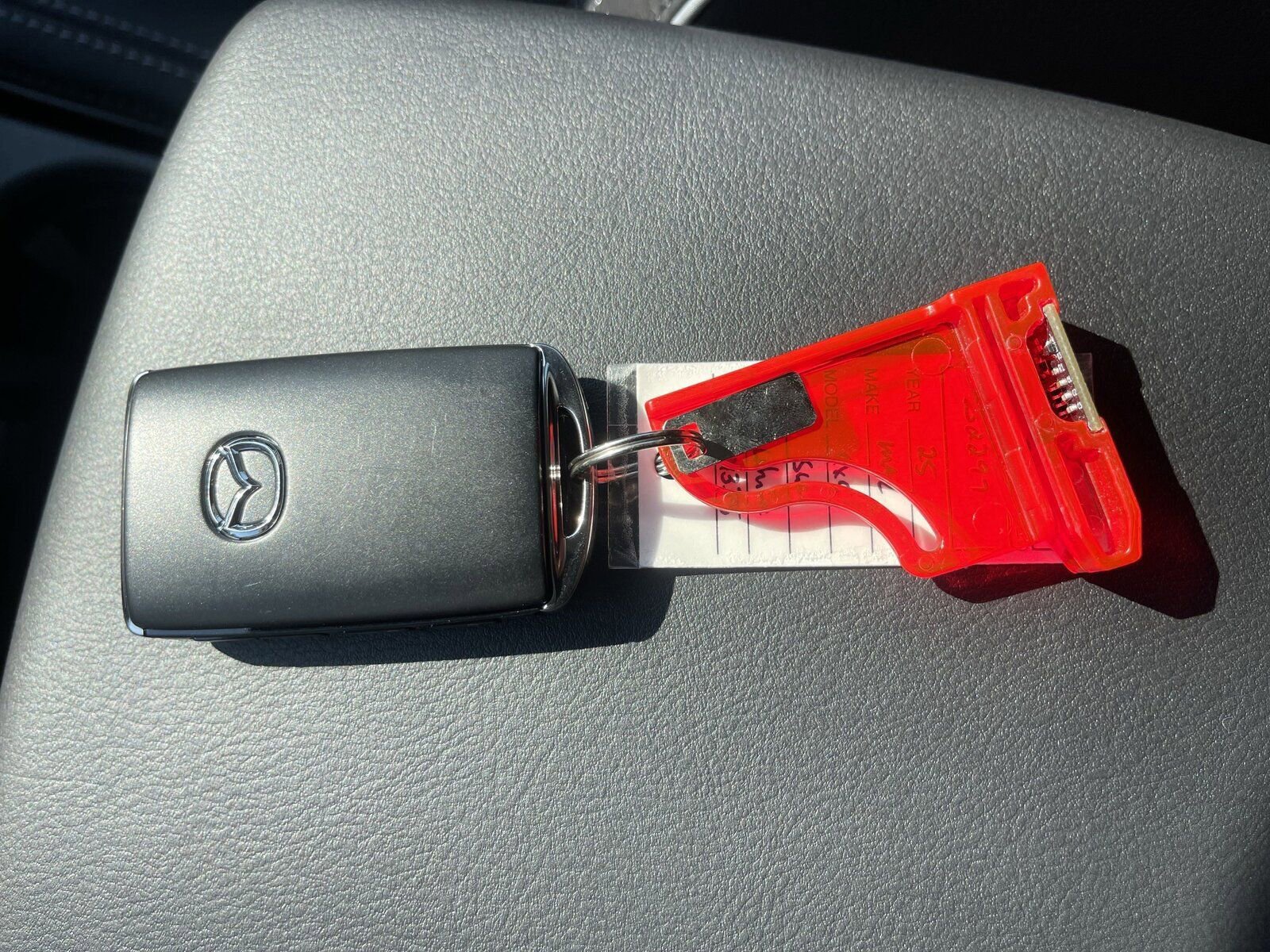 Used 2025 MAZDA CX-5 AWD 2.5 S w/ Preferred Package image 34