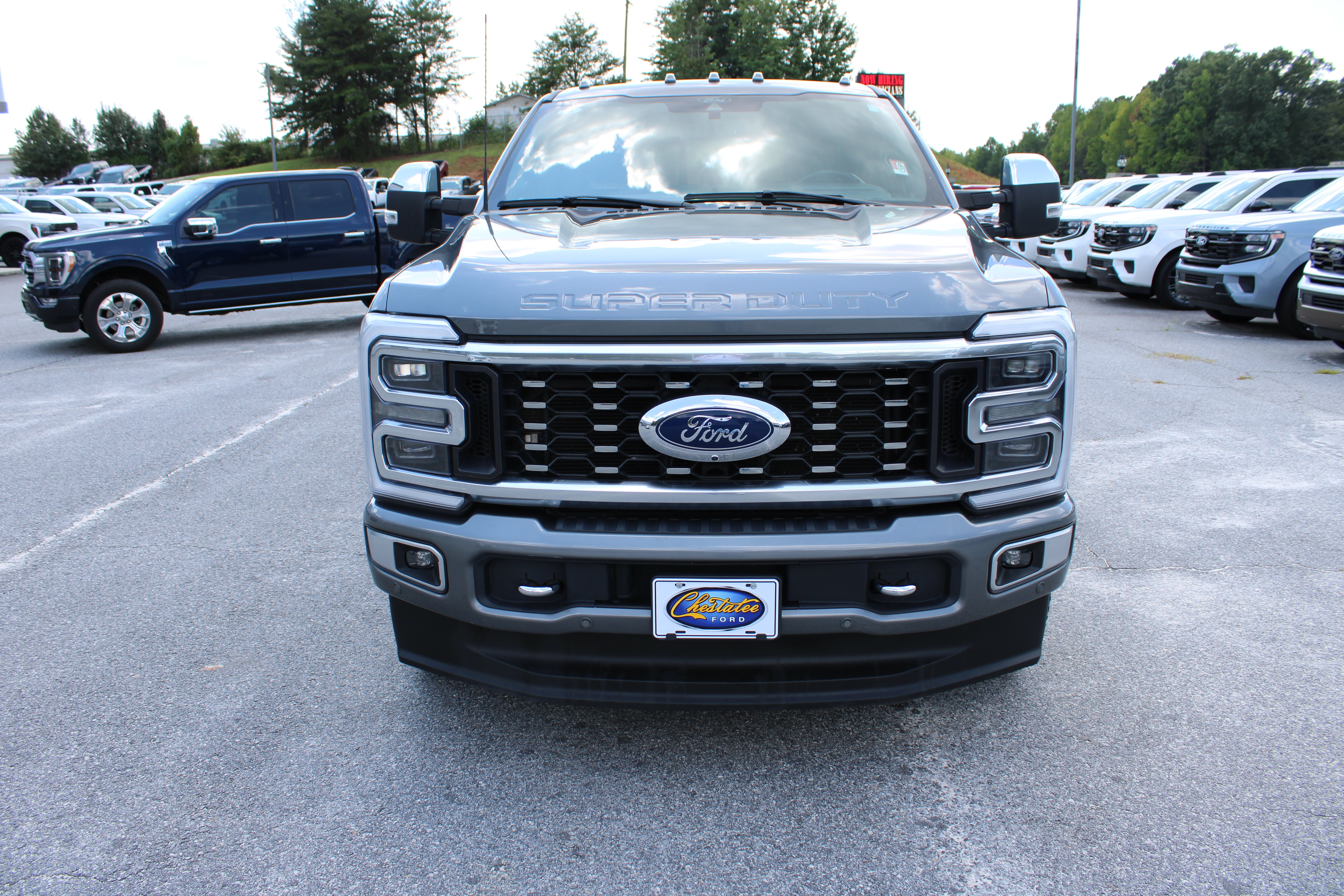 Used 2024 Ford F350 Platinum w/ FX4 Off-Road Package AWD/4WD image 3