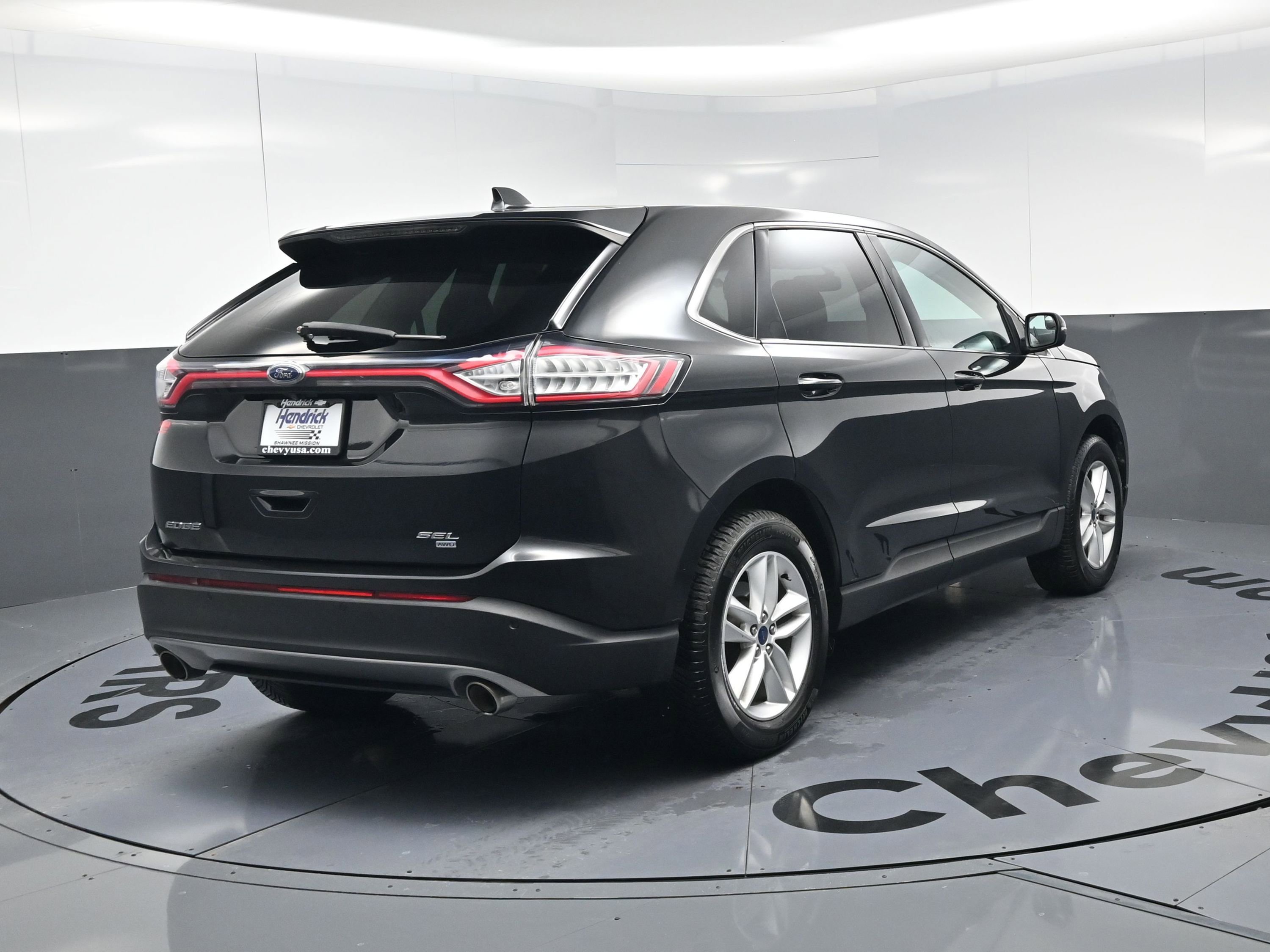 Used 2015 Ford Edge SEL w/ Equipment Group 201A image 9