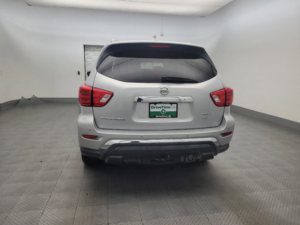 Used 2019 Nissan Pathfinder SV AWD/4WD image 6