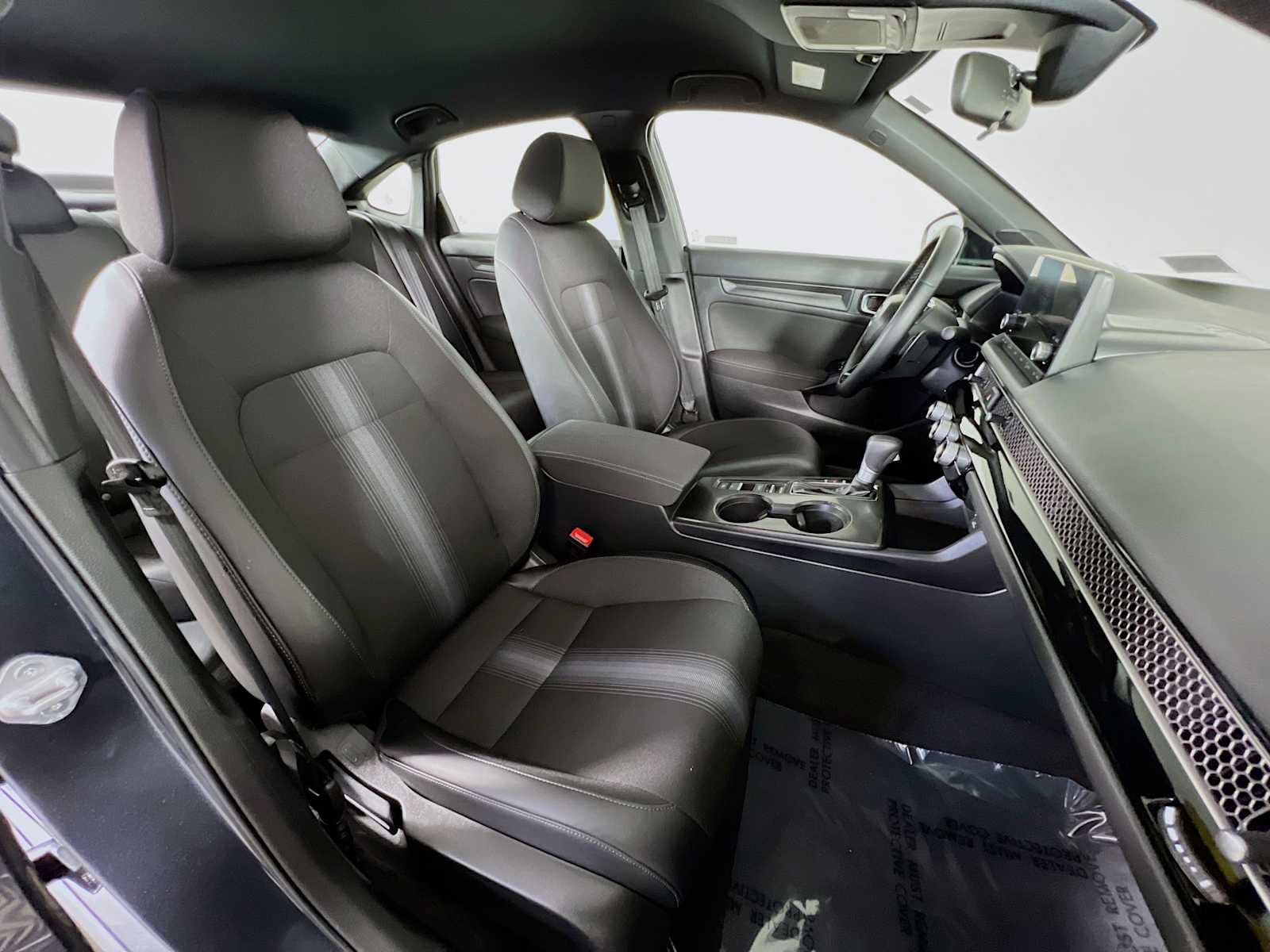 Used 2025 Honda Civic Sport image 26