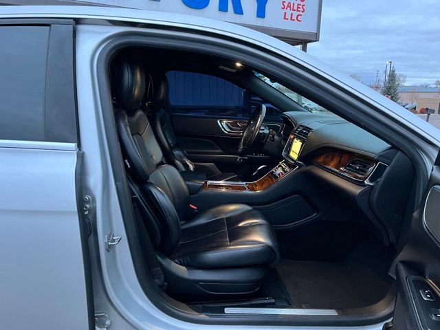 Used 2018 Lincoln Continental Premiere FWD image 27