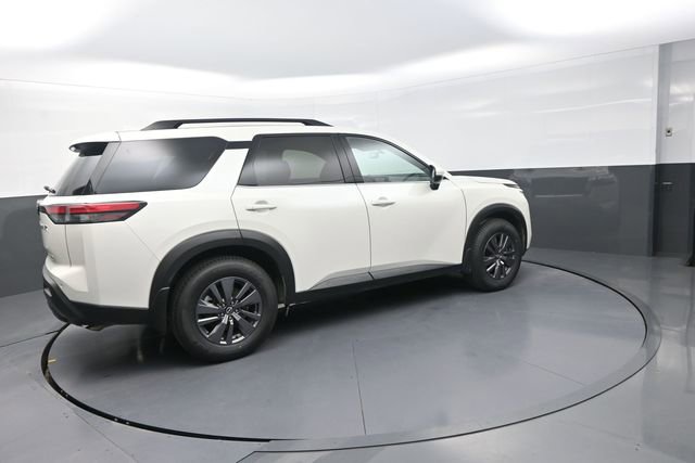 Used 2023 Nissan Pathfinder SV AWD/4WD image 42