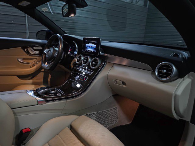 Used 2018 Mercedes-Benz C 300 Cabriolet image 13