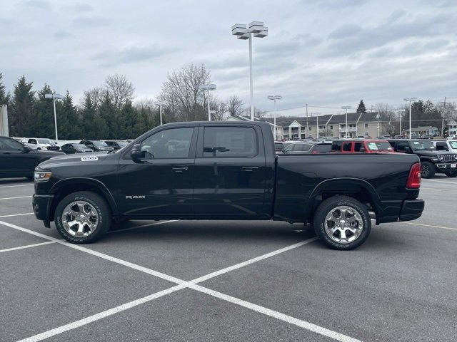 New 2026 RAM 1500 4x4 Crew Cab image 4