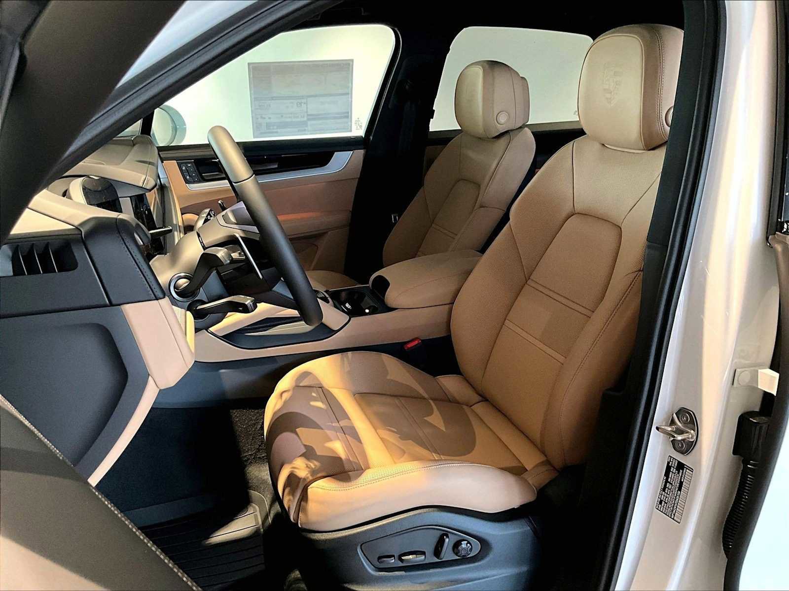 New 2026 Porsche Cayenne AWD/4WD image 5