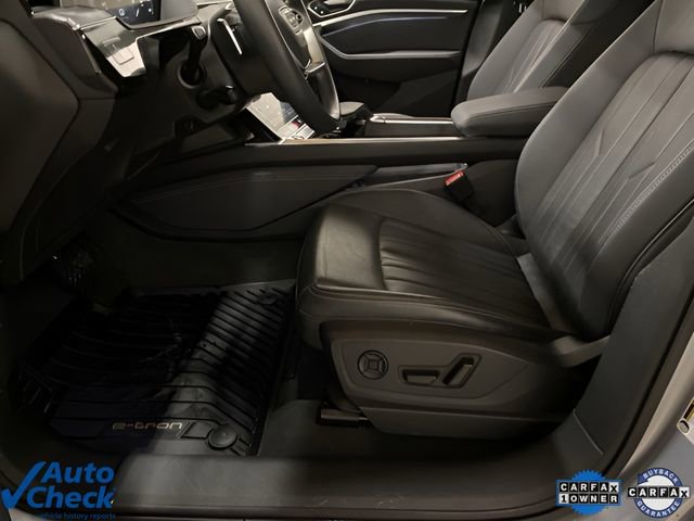 Used 2023 Audi e-tron Premium Plus w/ Premium Plus Package image 67