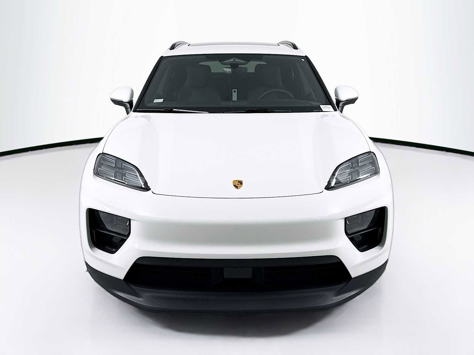 New 2026 Porsche Macan Electric image 6