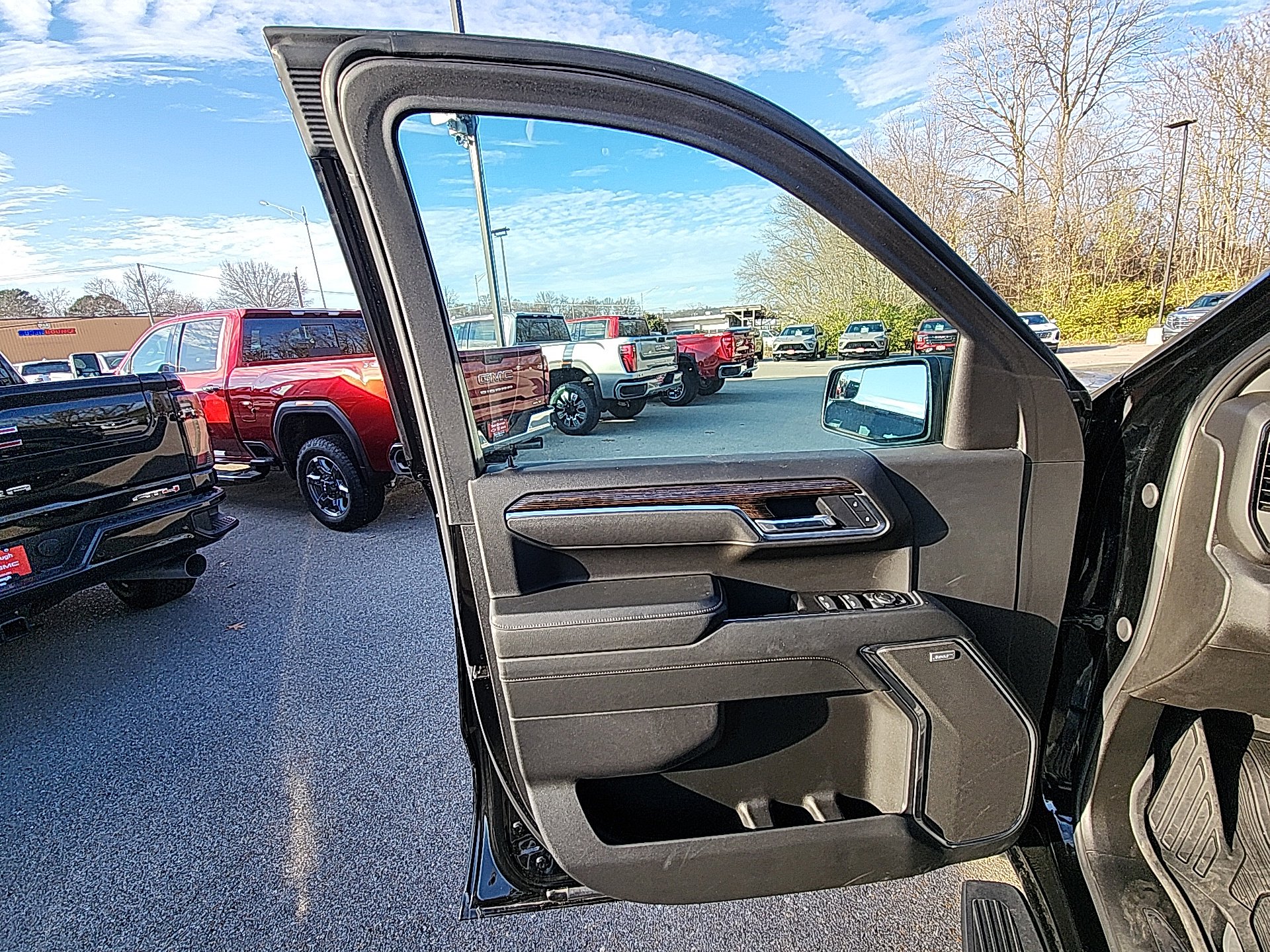 New 2025 GMC Sierra 1500 Elevation w/ Preferred Package image 13