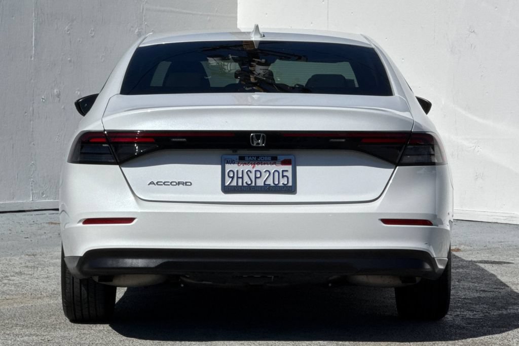 Used 2023 Honda Accord EX image 4