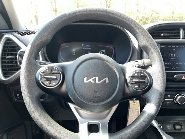 Used 2024 Kia Soul LX w/ Option Group 015 FWD image 11