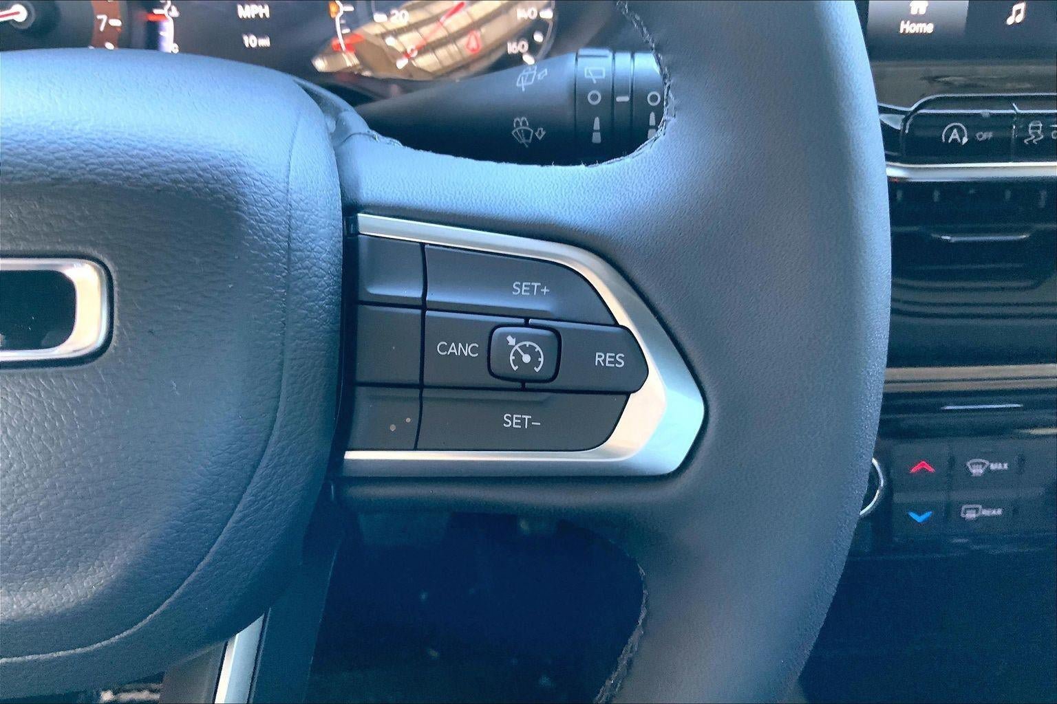 New 2026 Jeep Compass Latitude AWD/4WD image 14