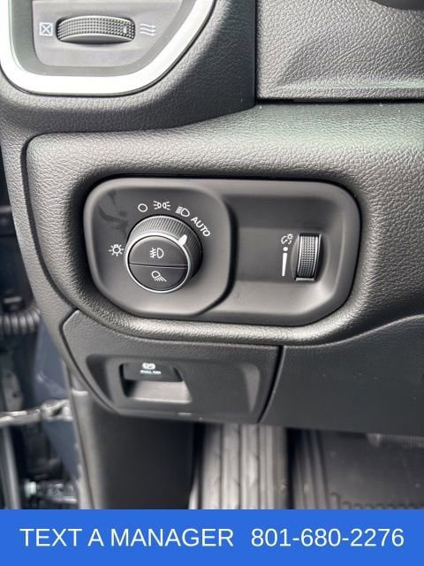 Used 2026 RAM 1500 Express AWD/4WD image 25