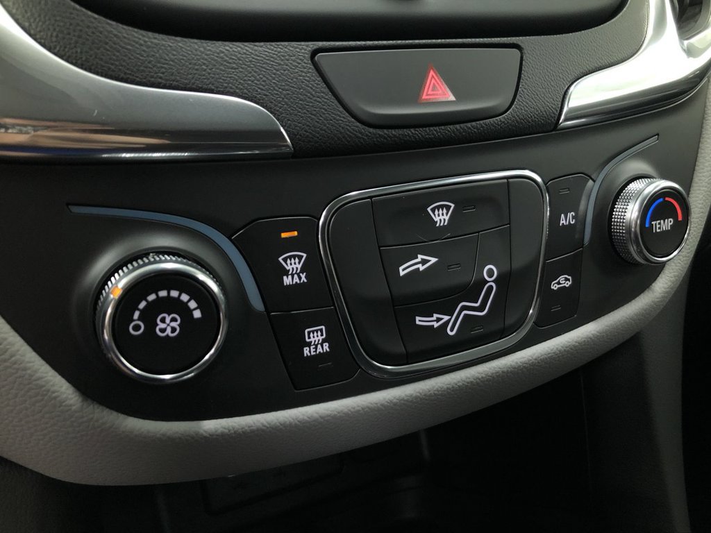 Used 2020 Chevrolet Equinox LS FWD image 18