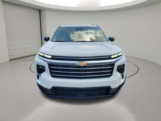 New 2026 Chevrolet Traverse LT w/ Driver Confidence Package FWD image 2