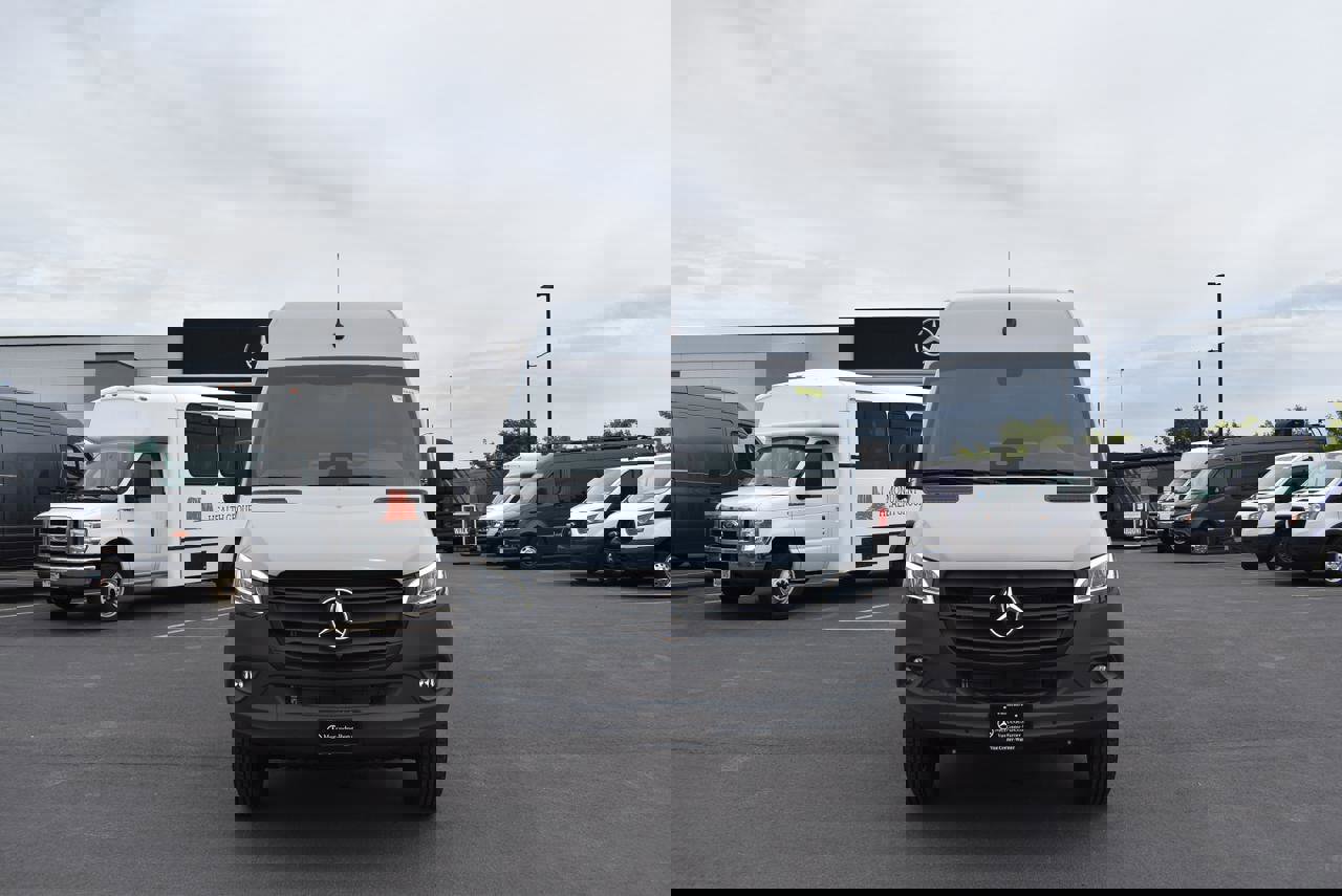 New 2025 Mercedes-Benz Sprinter 2500 image 2