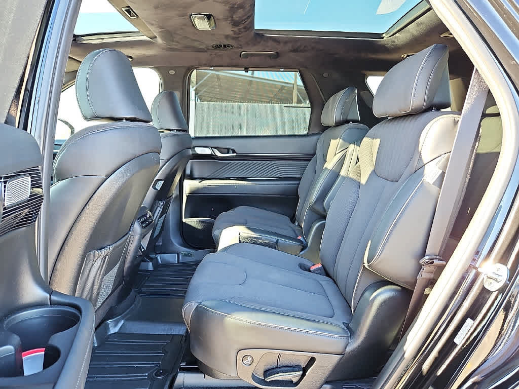 Used 2025 Hyundai Palisade Calligraphy AWD/4WD image 9