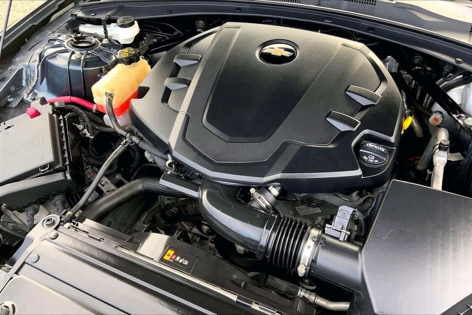 Used 2022 Chevrolet Camaro LT RWD image 30