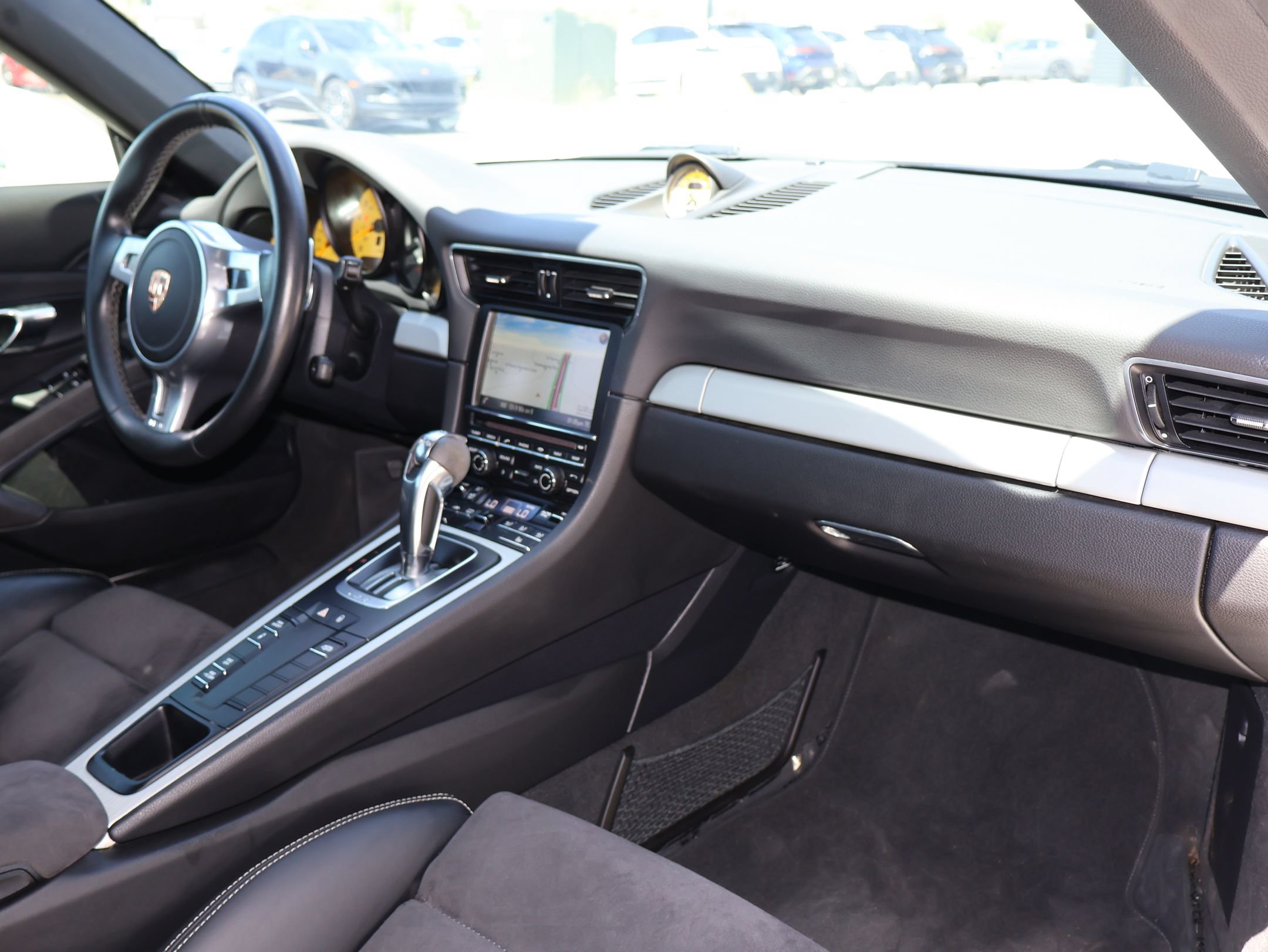 Certified 2014 Porsche 911 GT3 RWD image 24