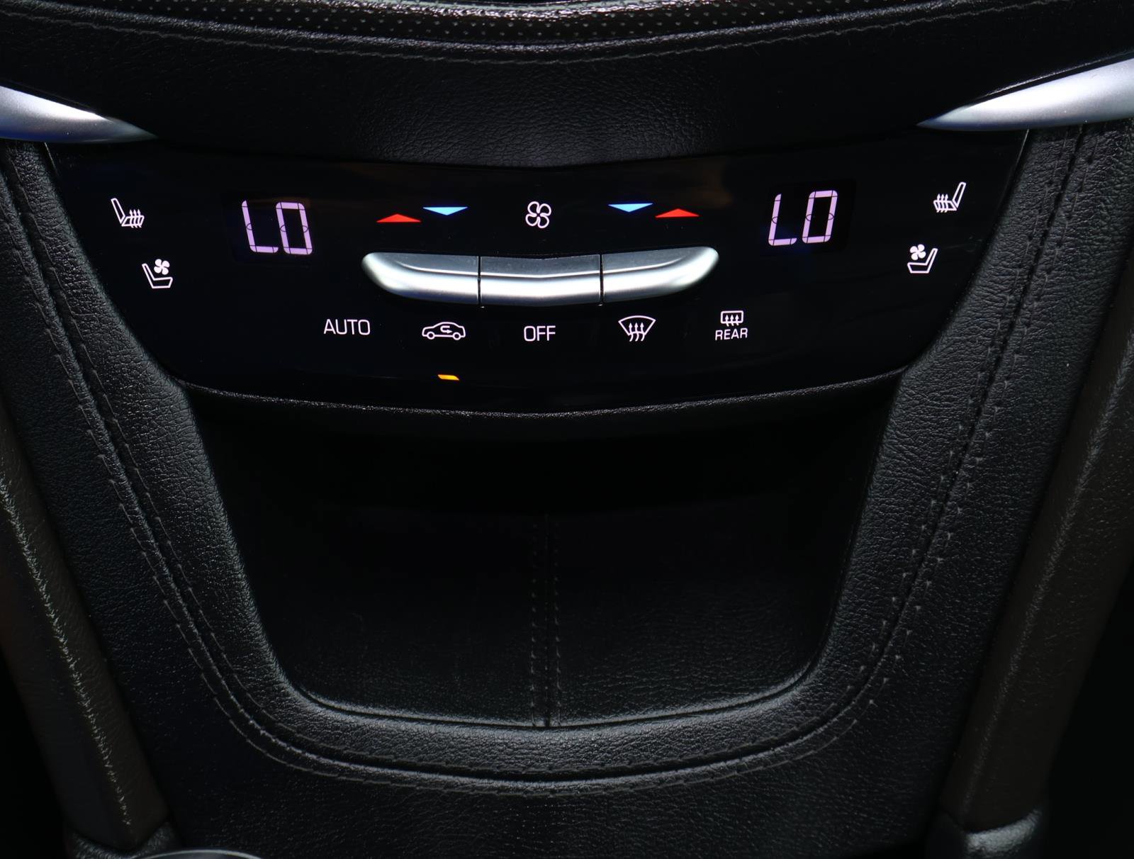 Used 2024 Cadillac XT5 Premium Luxury image 28