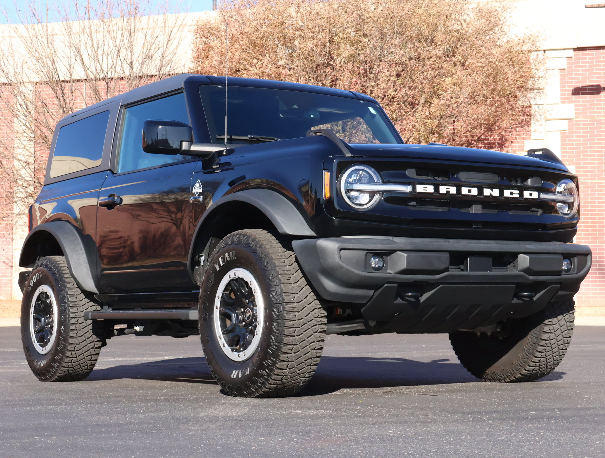 Used 2022 Ford Bronco Outer Banks w/ Sasquatch Package image 1