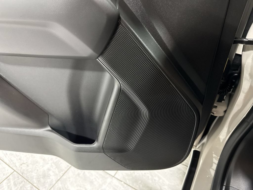 New 2026 GMC Canyon Elevation w/ Convenience Package RWD image 25