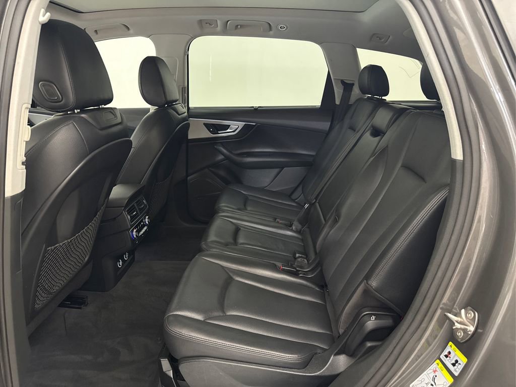 Used 2019 Audi Q7 2.0T Premium Plus w/ Premium Plus Package AWD/4WD image 25