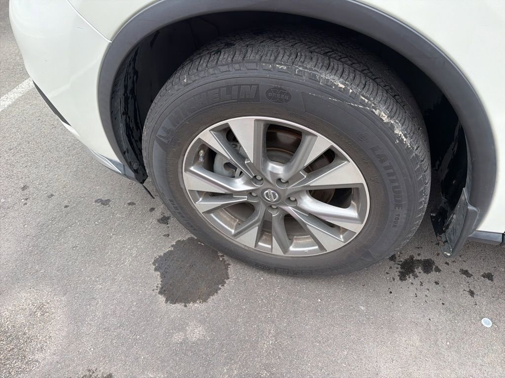 Used 2018 Nissan Murano SV w/ Cargo Package image 23