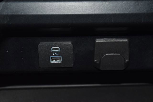 Used 2023 Ford F150 XLT w/ Trailer Tow Package image 19