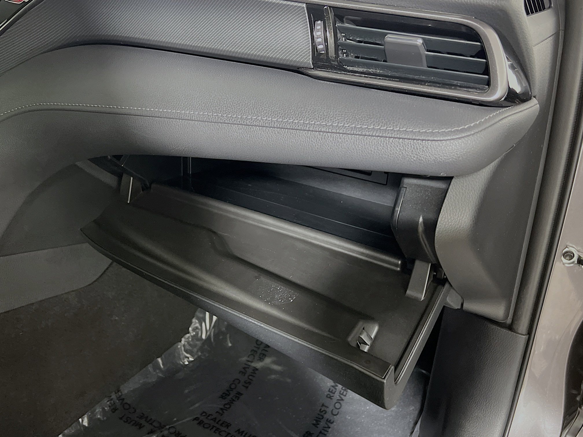 Used 2022 Toyota Camry LE image 34