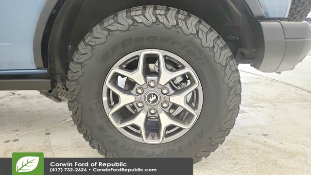 Used 2025 Ford Bronco Badlands image 27